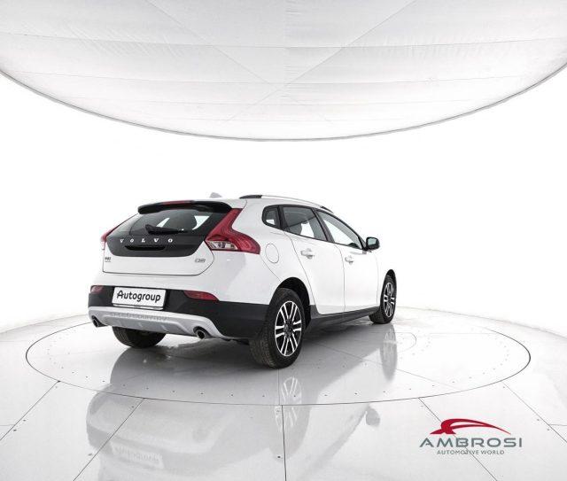 VOLVO V40 Cross Country D2 Business Plus