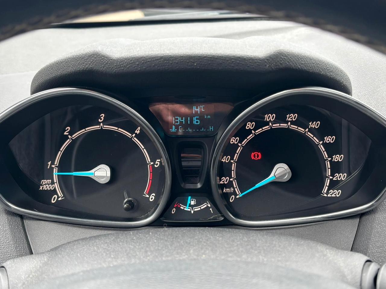 Ford Fiesta 1.5 TDCi 75CV 5 porte Black & White Edition