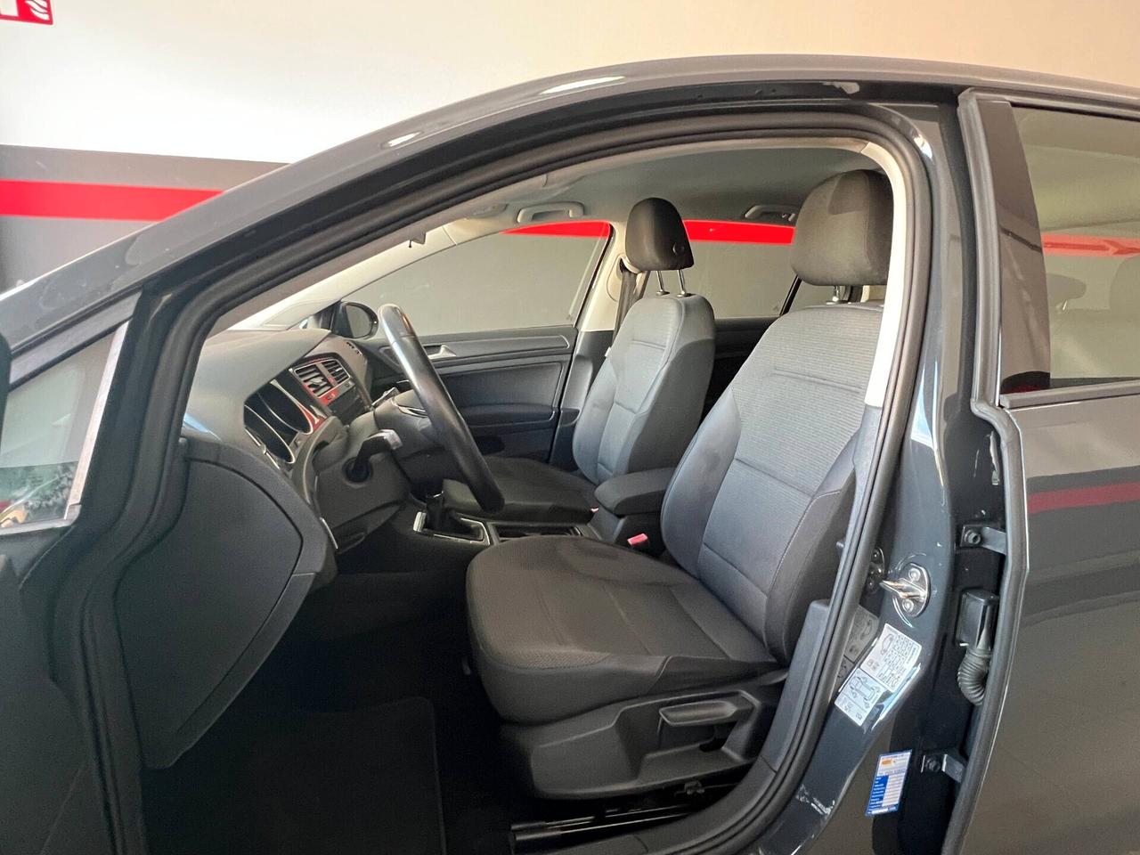 Volkswagen Golf 1.6 TDI 115 CV 5p. Business BlueMotion Technology