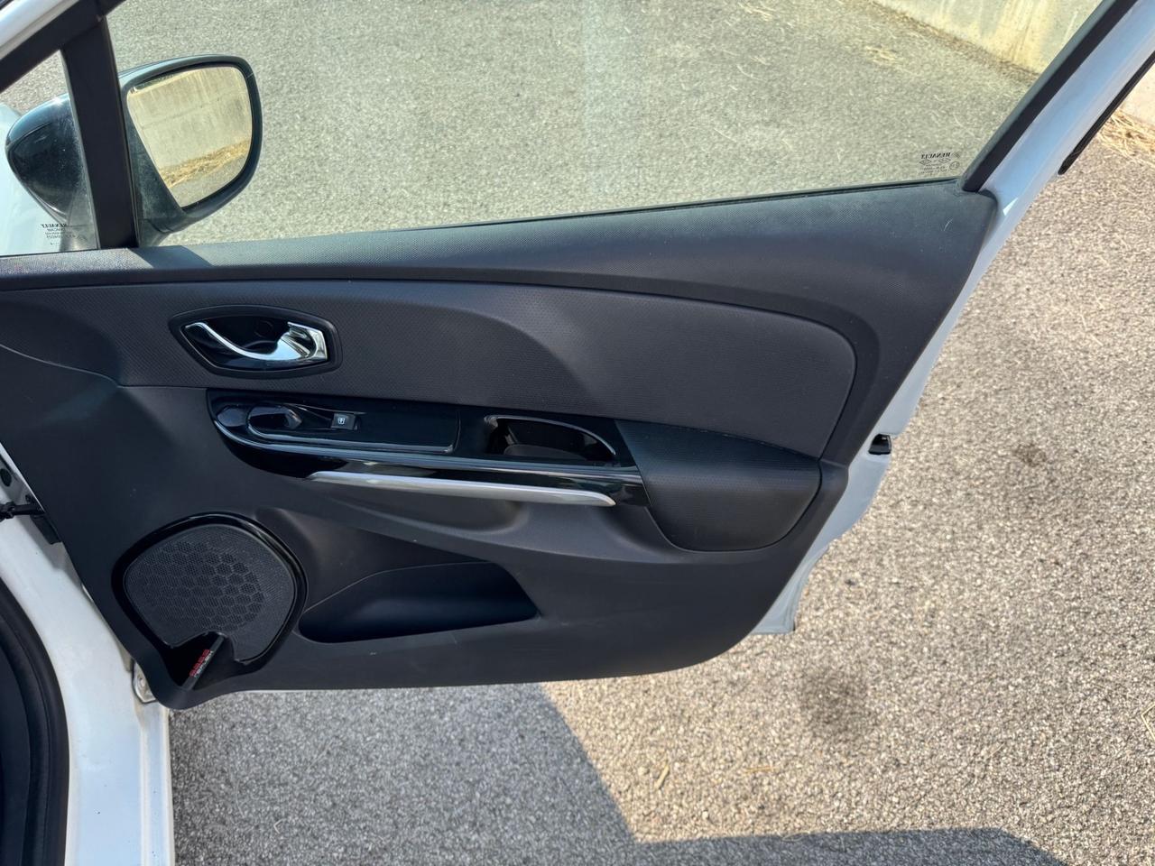 Renault Clio Sporter 1.5 dCi 8V 75CV Costume National