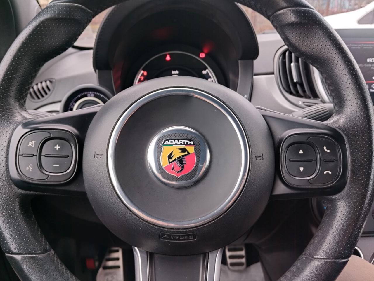 Abarth 595 1.4 Turbo T-Jet 165 CV