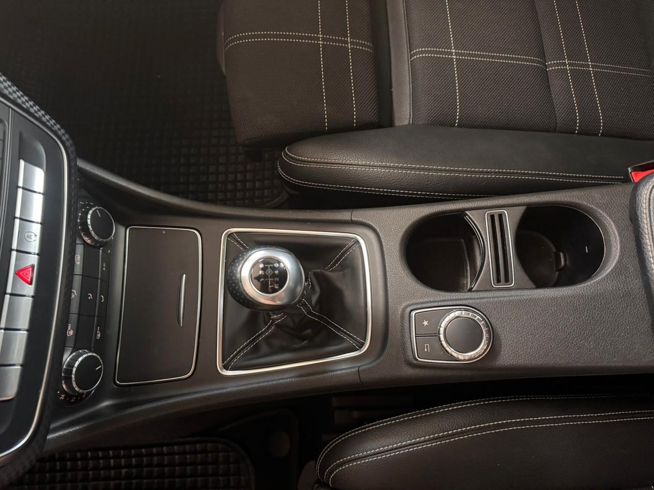 Mercedes-benz A 180 A 180 d Sport