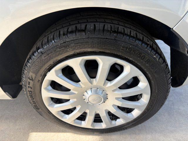 FORD Fiesta 1.2 82CV 5 porte OK NEOPATENTATI EURO 5 BENZINA