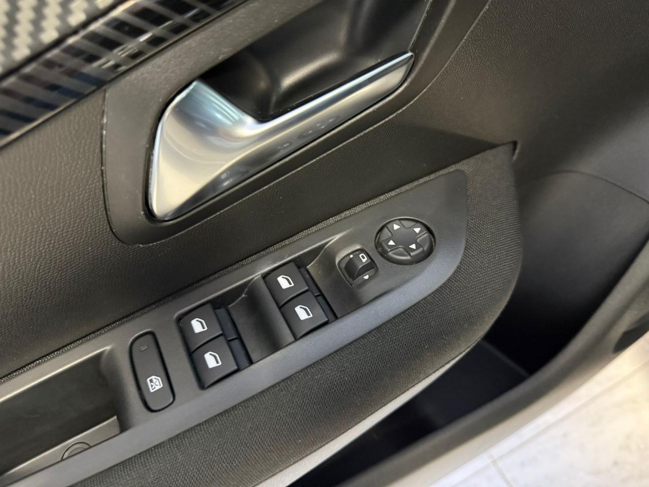 Peugeot 208 PureTech 100 Stop&Start 5 porte Allure PREZZO REALE