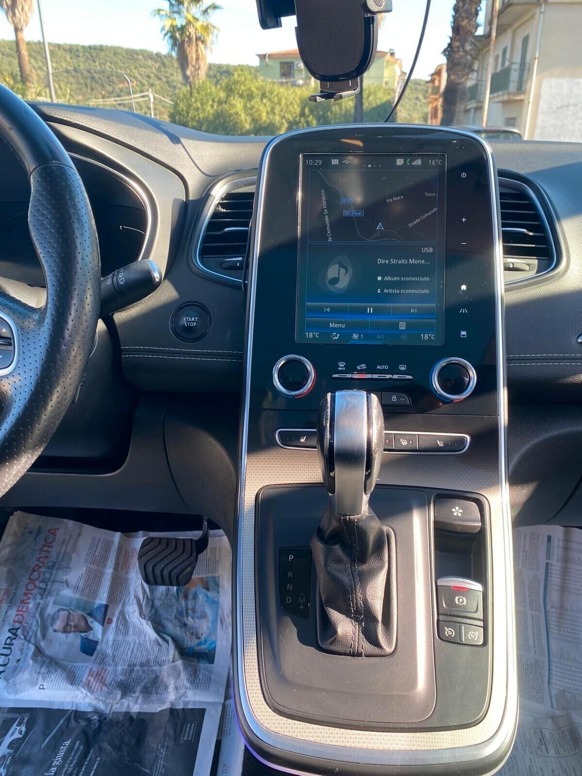 Renault Grand Scenic Blue dCi 120 CV Initiale Paris