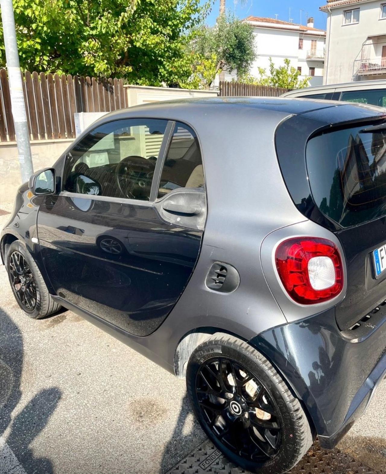 Smart ForTwo 70 1.0 twinamic Super Passion navigatore