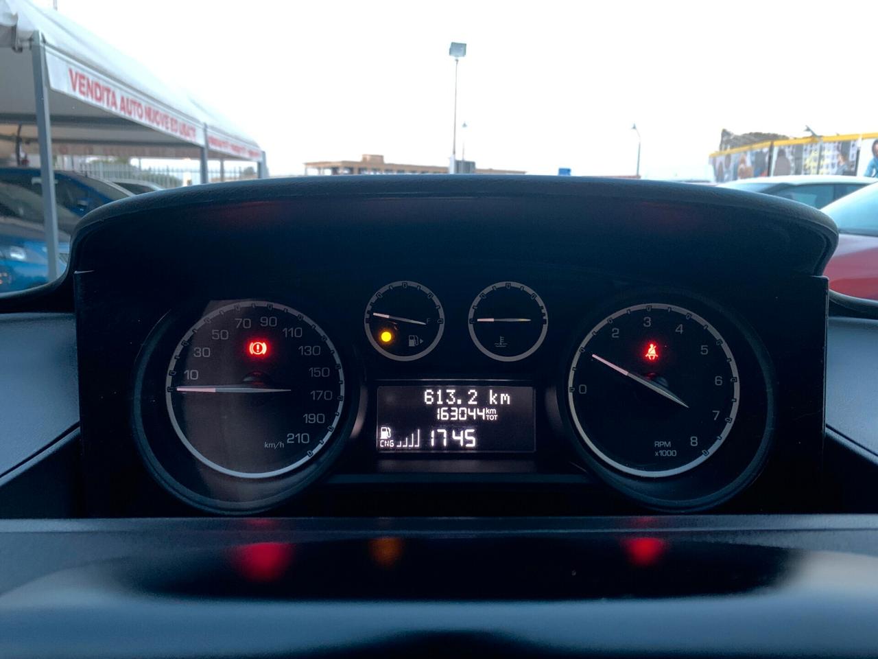 Lancia Ypsilon 0.9 TwinAir 85 CV 5 porte Metano Ecochic Gold