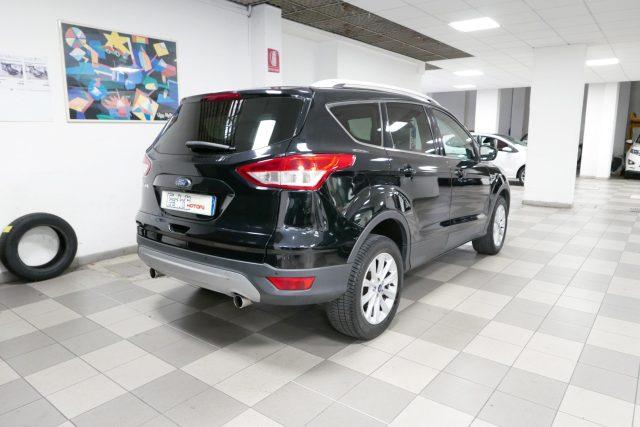 FORD Kuga 2.0 TDCI 150 CV S&S 4WD Powershift Titanium Euro6b