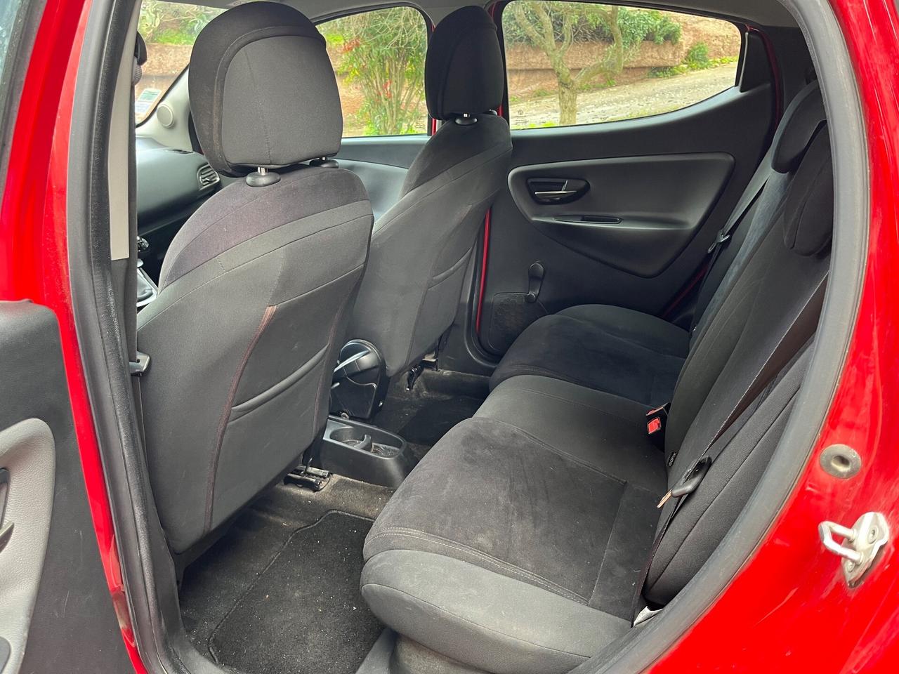 Lancia Ypsilon 1.2 - 2015