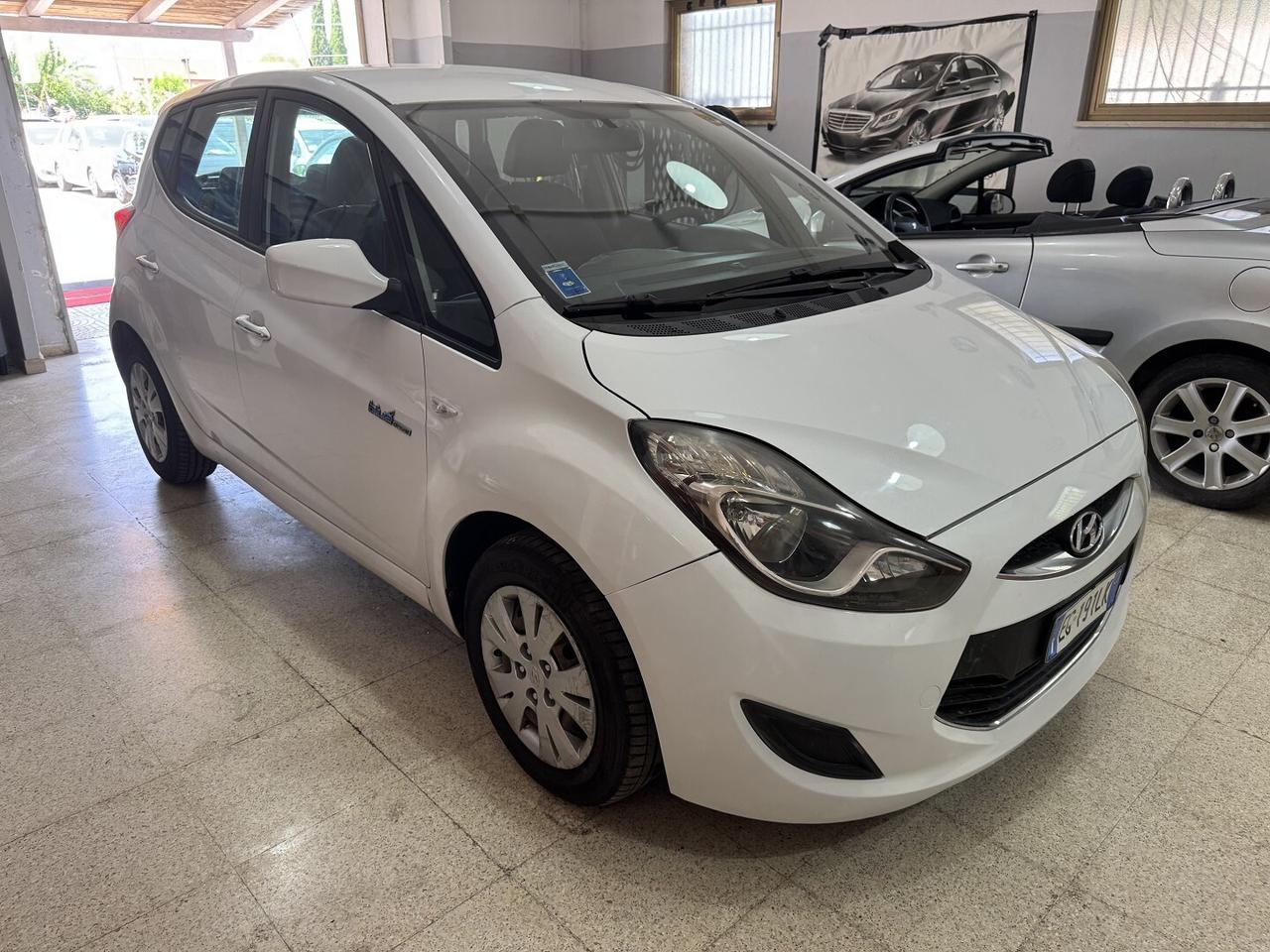 Hundai IX 20 90 CV 1.4 cc. Benz: