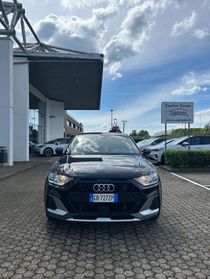 AUDI A1 citycarver 35 TFSI Admired