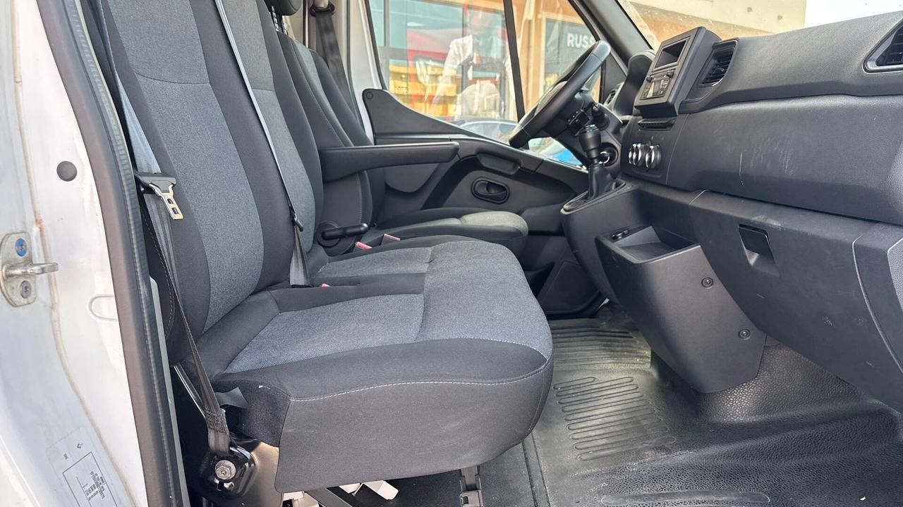 RENAULT master T35 2.3 dci 135cv L2H2 Ice