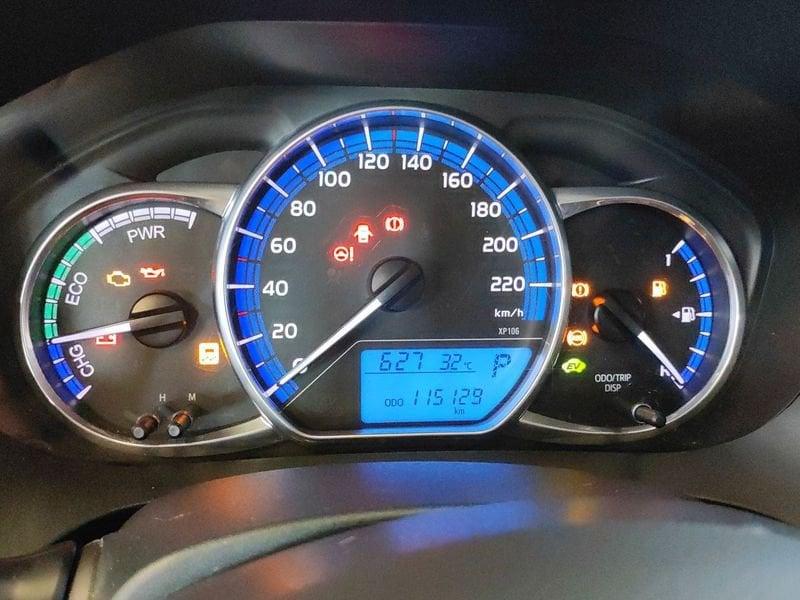 Toyota Yaris 1.5 Hybrid 5 porte Active + CERCHI IN LEGA AREA C FREE