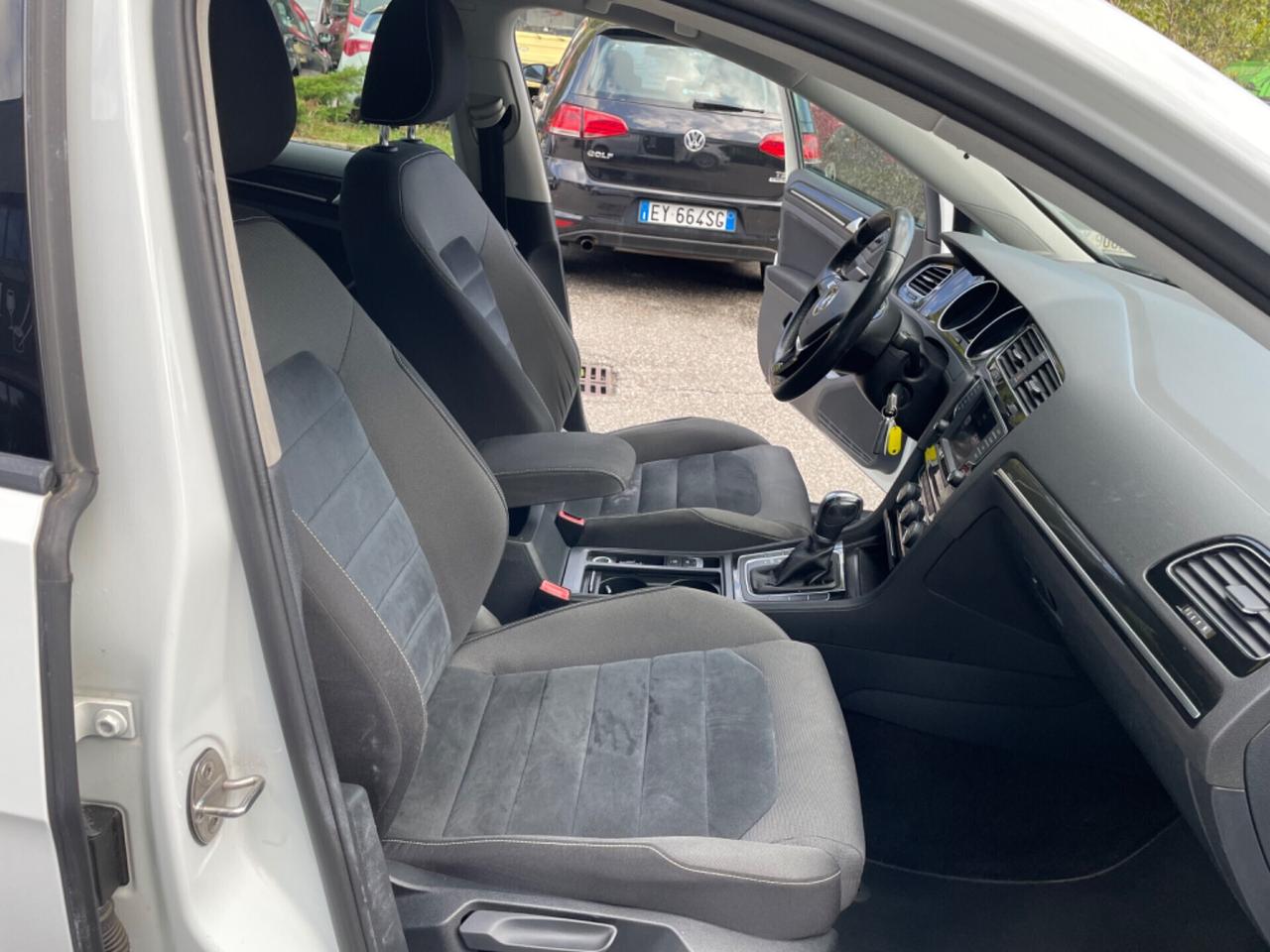 Volkswagen Golf 1.6 TDI 110 CV*Automatik*Megatronica sostituita*Euro 6*