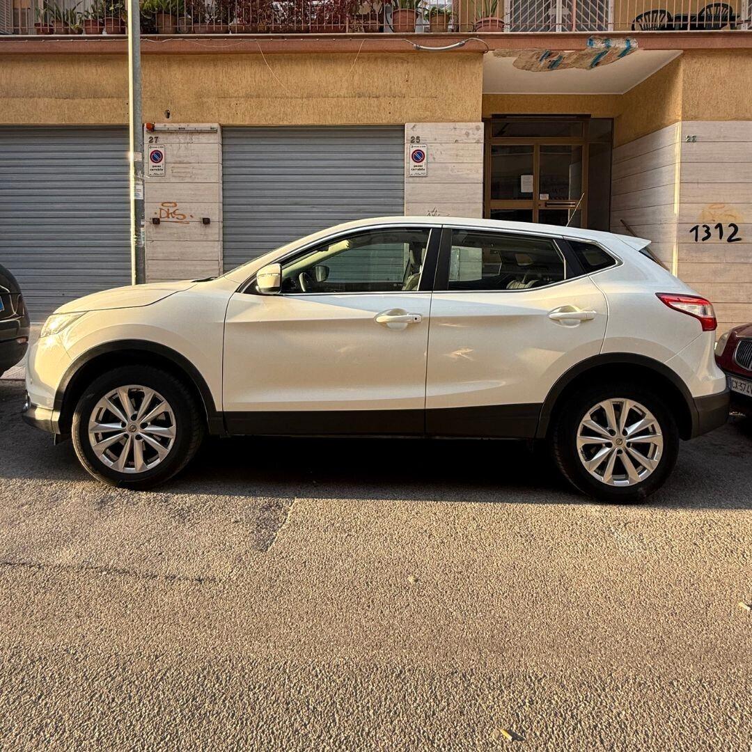 Nissan Qashqai 1.5 dCi - 110CV