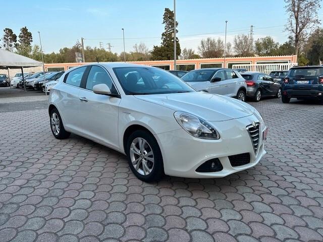 Alfa Romeo Giulietta 1.6 M.J 105CV Distinctive - 2011