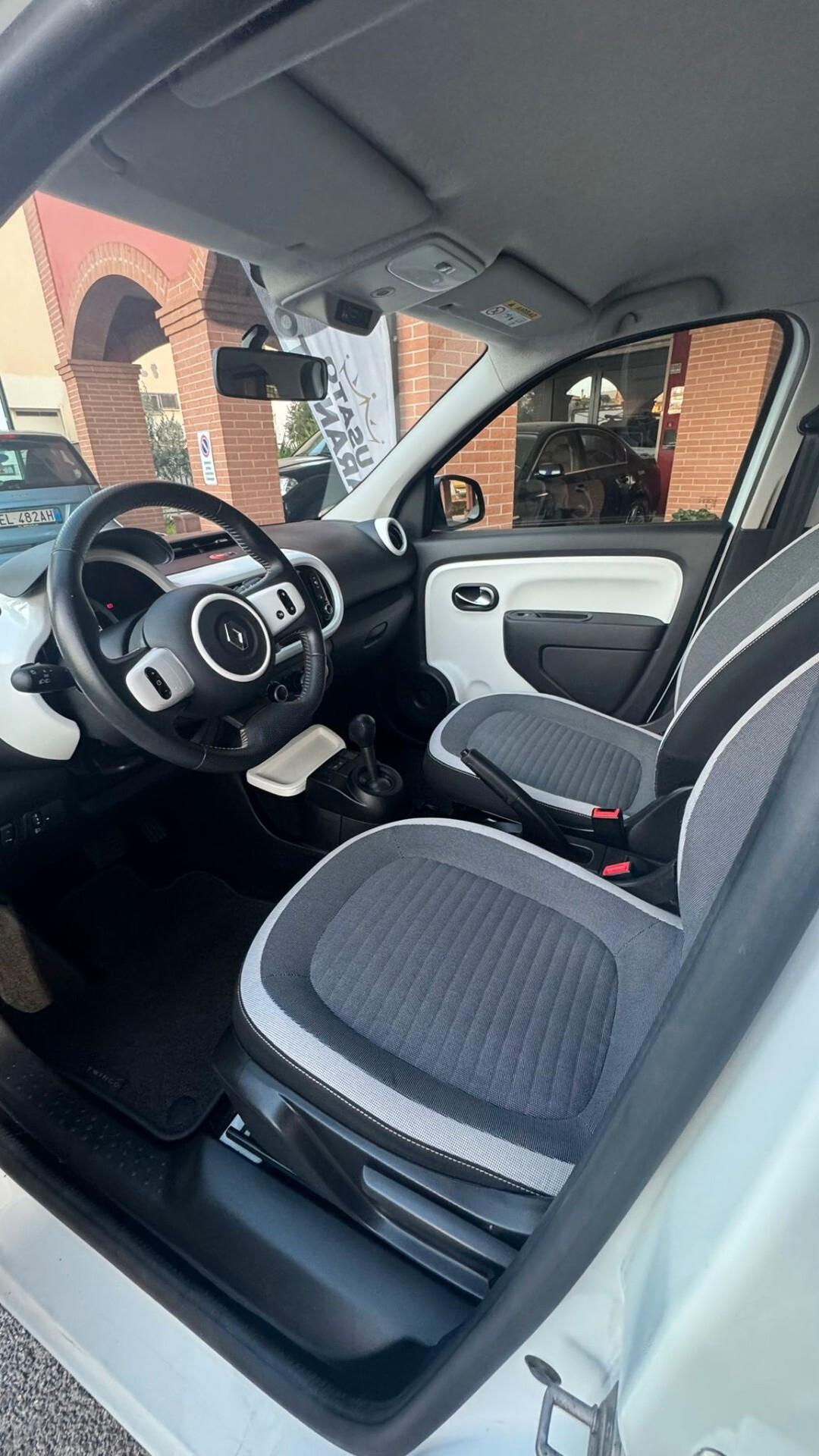 Twingo TCe 90 CV EDC Intens