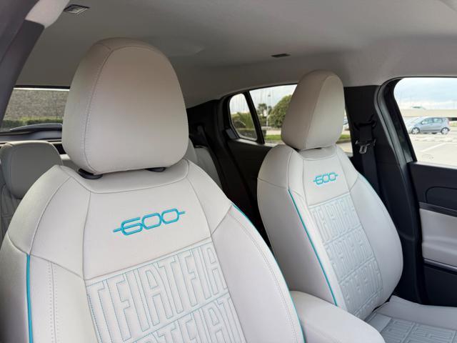 FIAT 600 HYBRID 110 CV DCT MHEV LA PRIMA+PELLE+18+LED