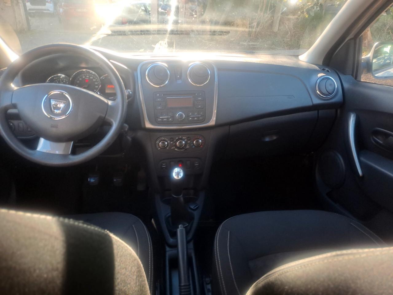 Dacia Sandero 1.5 dCi 8V 75CV Lauréate