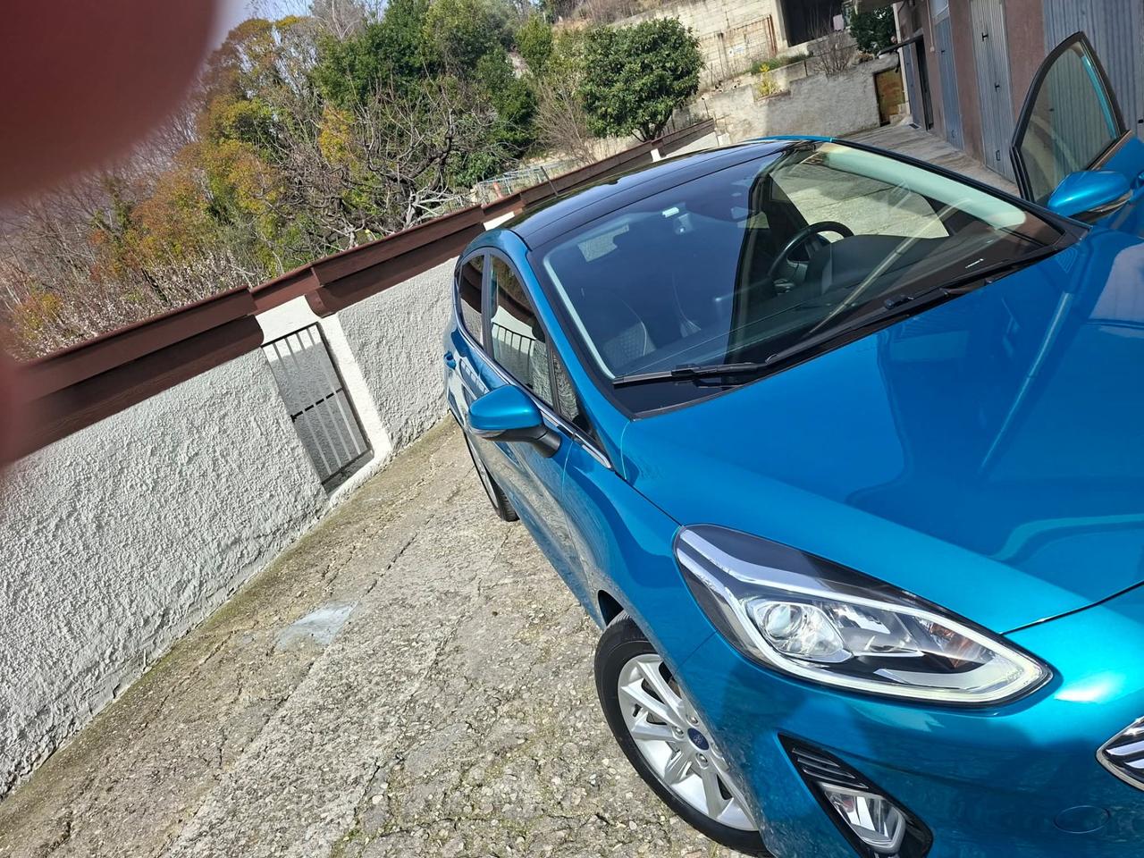 Ford Fiesta 1.5 diesel 5 porte tetto apribile 2018 neopatentati