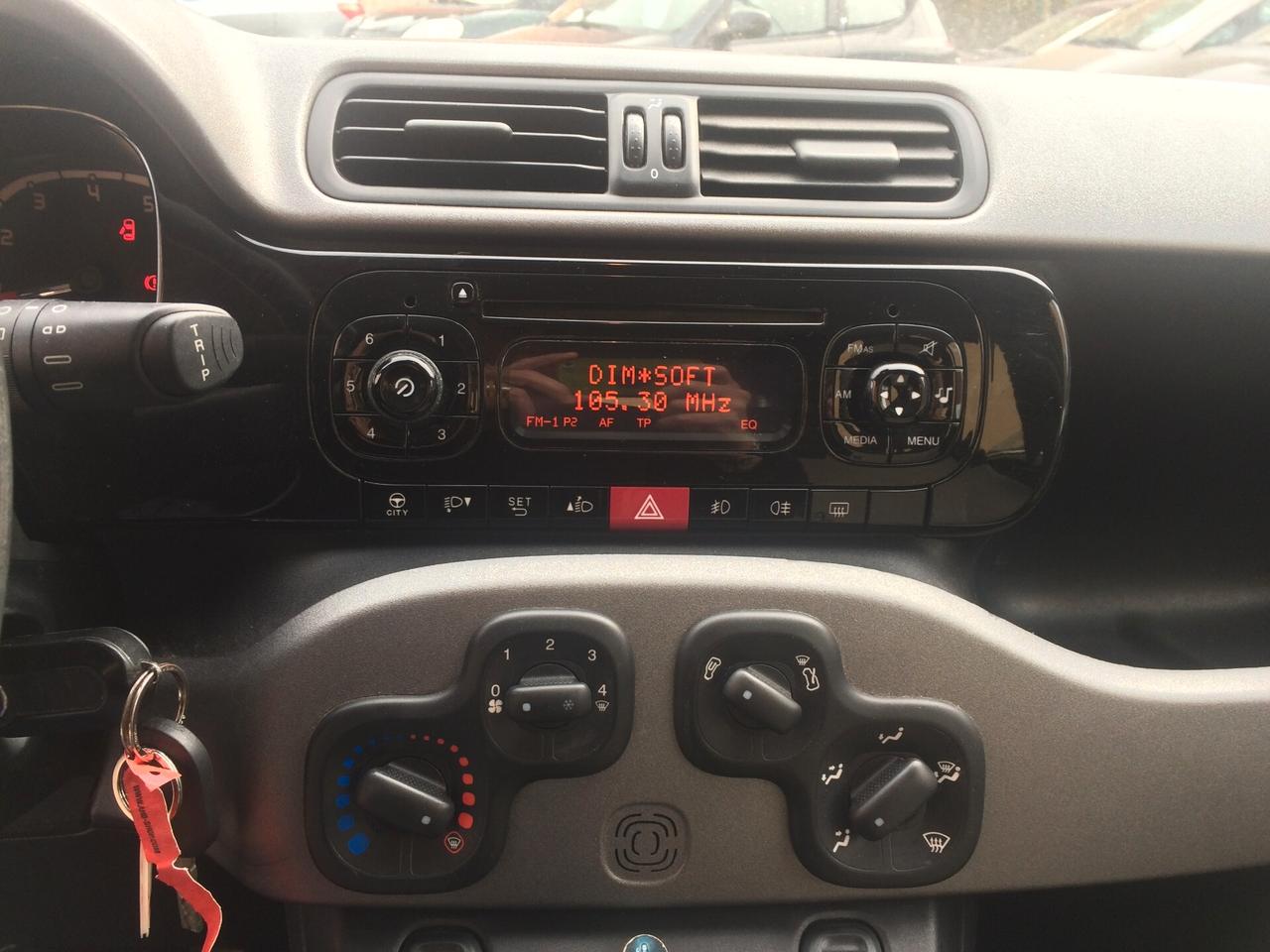 2013 Fiat Panda 1.2 gpl Lounge tagliandata con cinta distribuzione eseguita a km 122000!!!