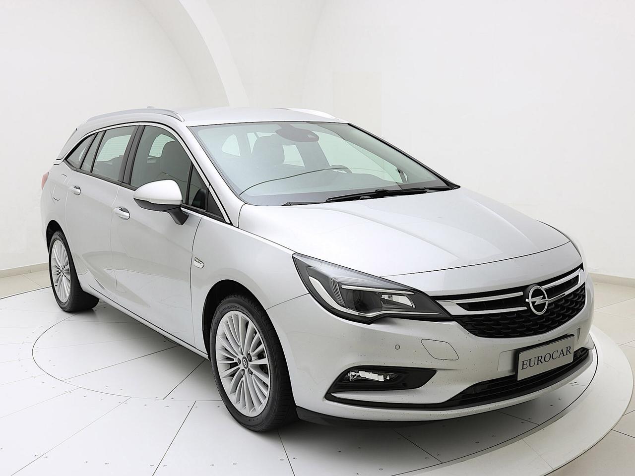 Opel Astra 1.6 CDTi 110CV Sports Tourer Innovation