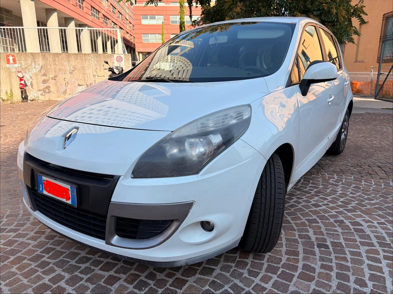 Renault Scenic Scénic X-Mod 1.5 dCi 110CV Luxe