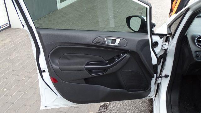 FORD Fiesta 1.5 TDCi 75CV 5 porte, Neo Patentati, Garanzia..