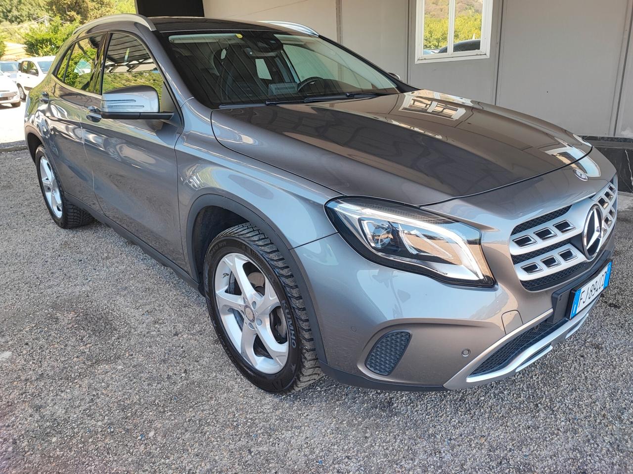Mercedes-benz GLA 200 d Automatic Premium