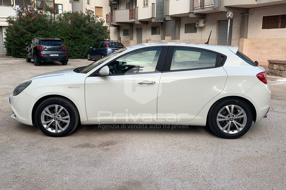 ALFA ROMEO Giulietta 1.6 JTDm-2 105 CV Distinctive