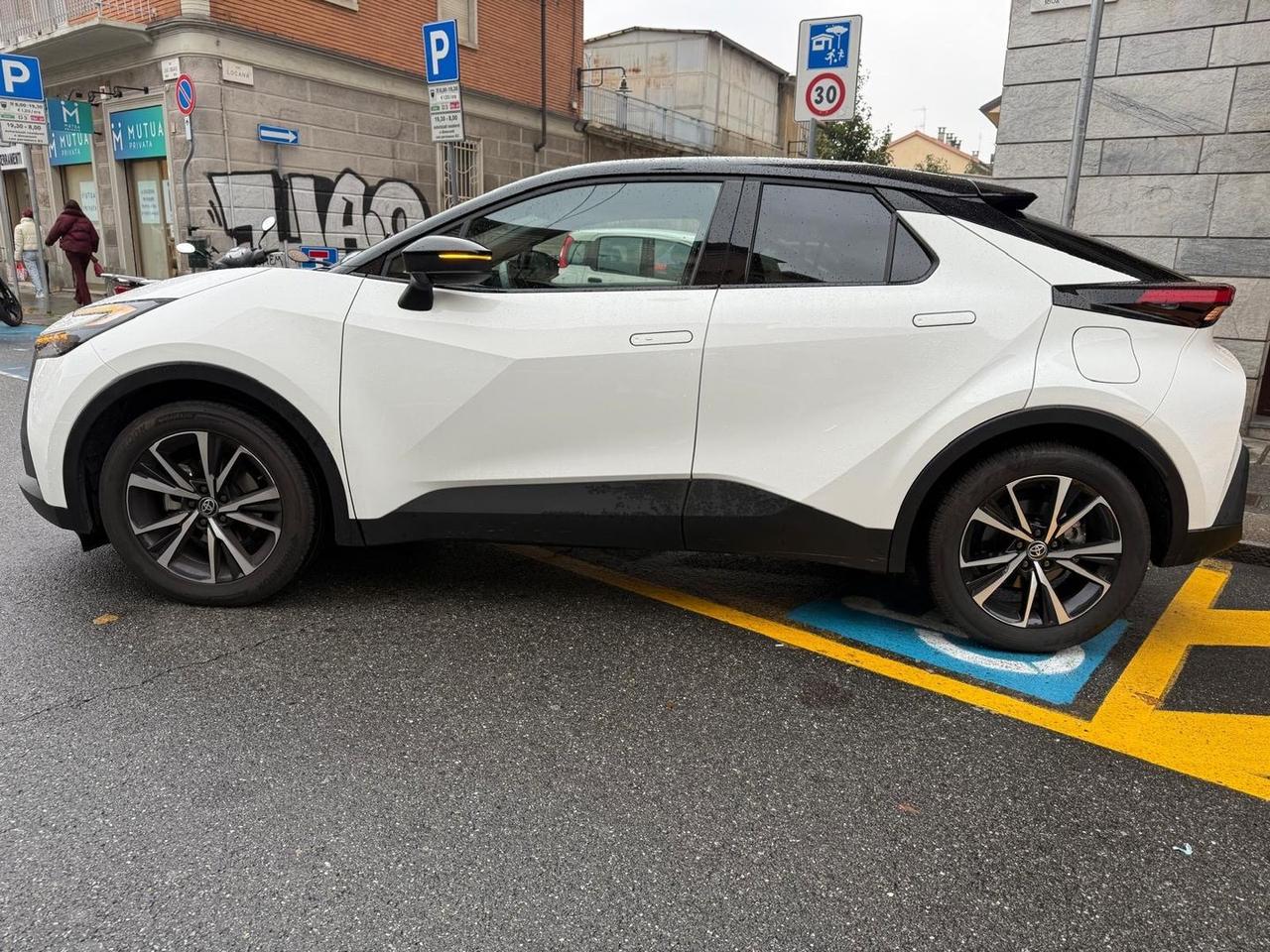 Toyota C-HR Trend 1.8 HEV #7397