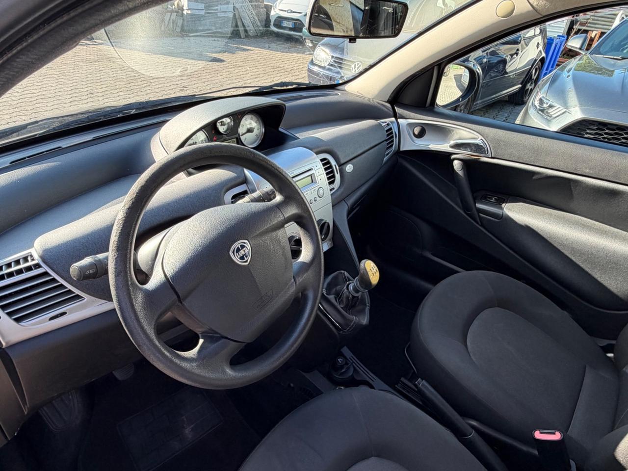 Lancia Ypsilon 1.2 69 CV 5 porte S&S Platinum