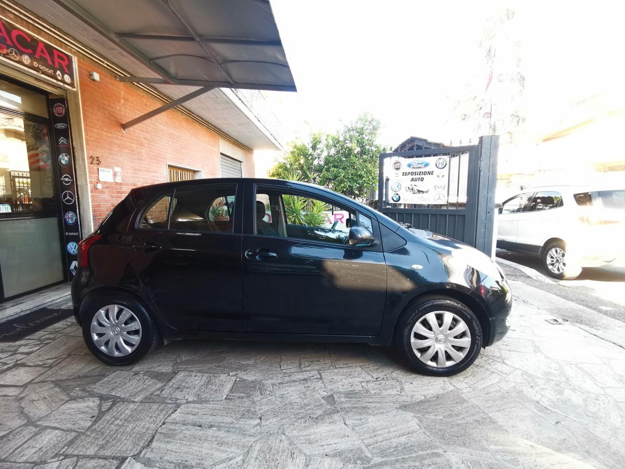 Toyota Yaris 1.3 5 porte Sol