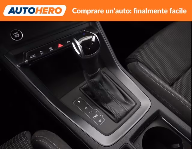 AUDI Q3 35 TDI S line edition