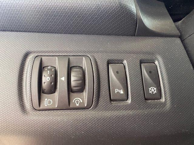 RENAULT Clio 0.9 TCe 12V 90CV Start&Stop 5 porte Energy