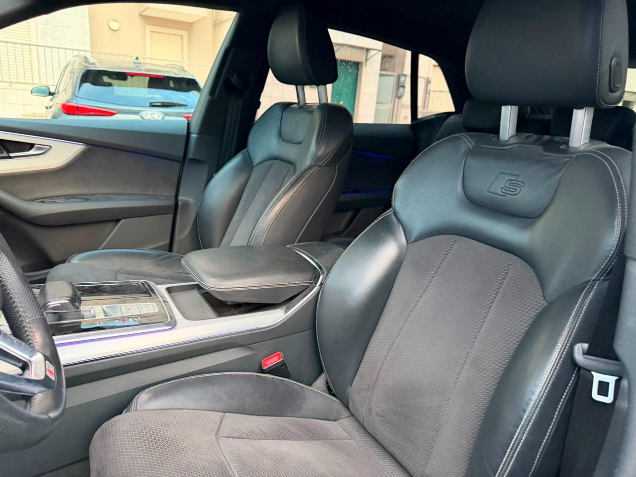 Audi Q8 50 TDI 286 CV quattro tiptronic S LINE, FULL