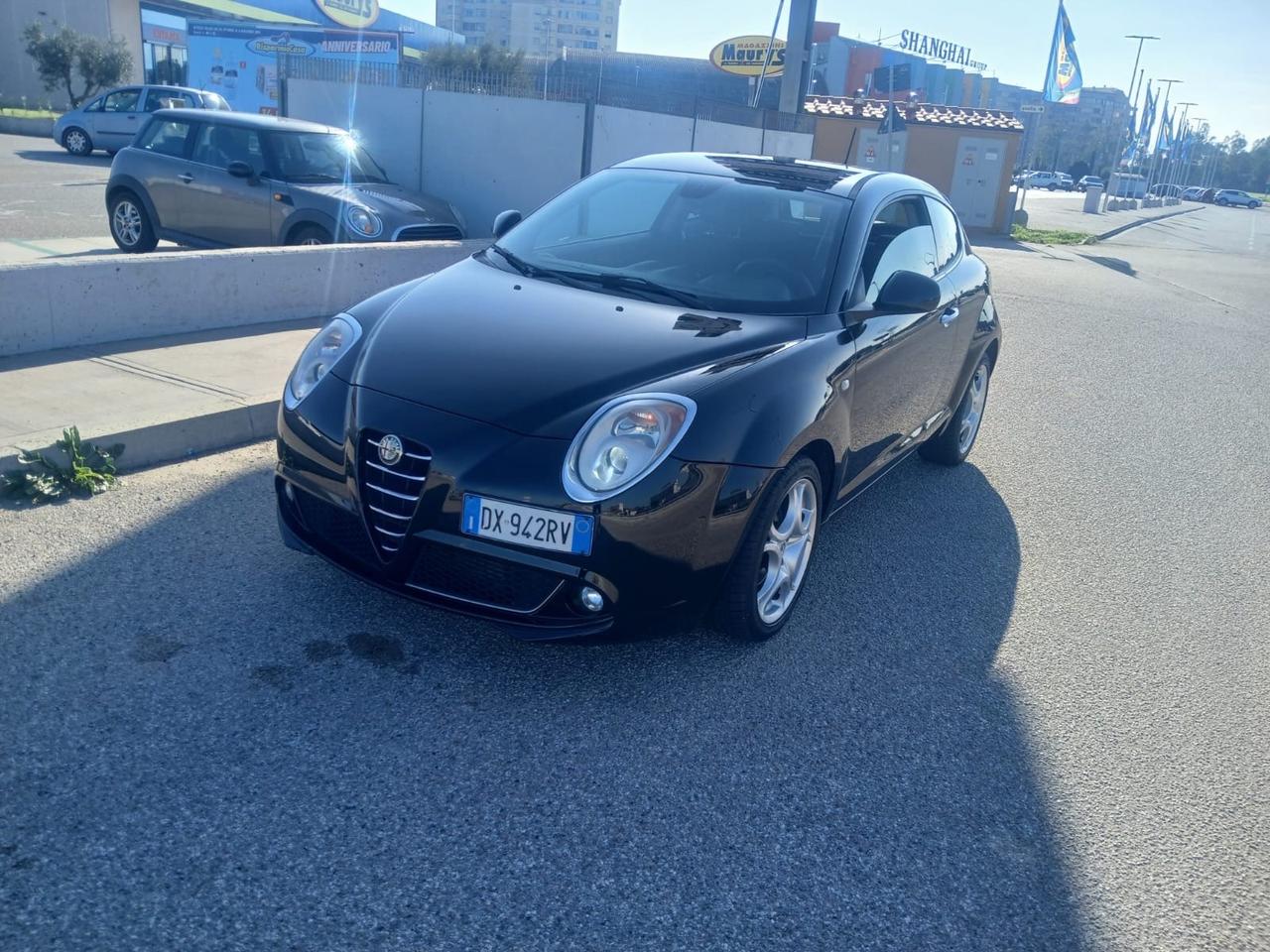 Alfa Romeo MiTo 1.6 JTDm 16V Distinctive Sport Pack