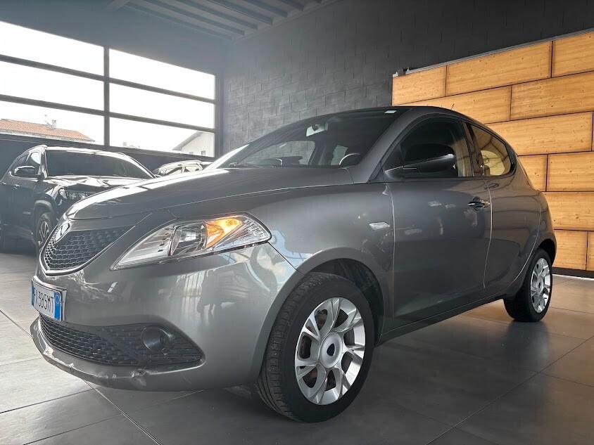 Lancia Ypsilon 1.2 69 CV 58.000KM NEOPATENTATI
