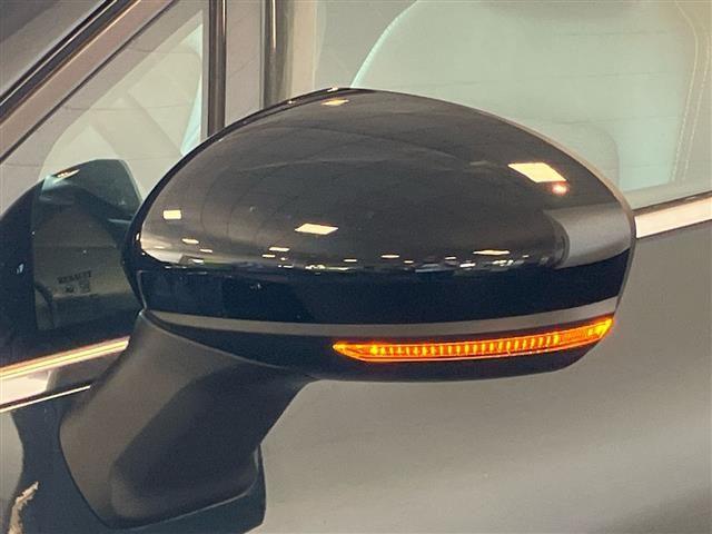 RENAULT Captur 1.6 E-Tech hybrid Intens 145cv auto