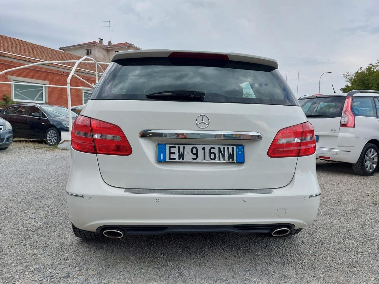 Mercedes-benz B 180 CDI Premium UNICO PROPRIETARIO