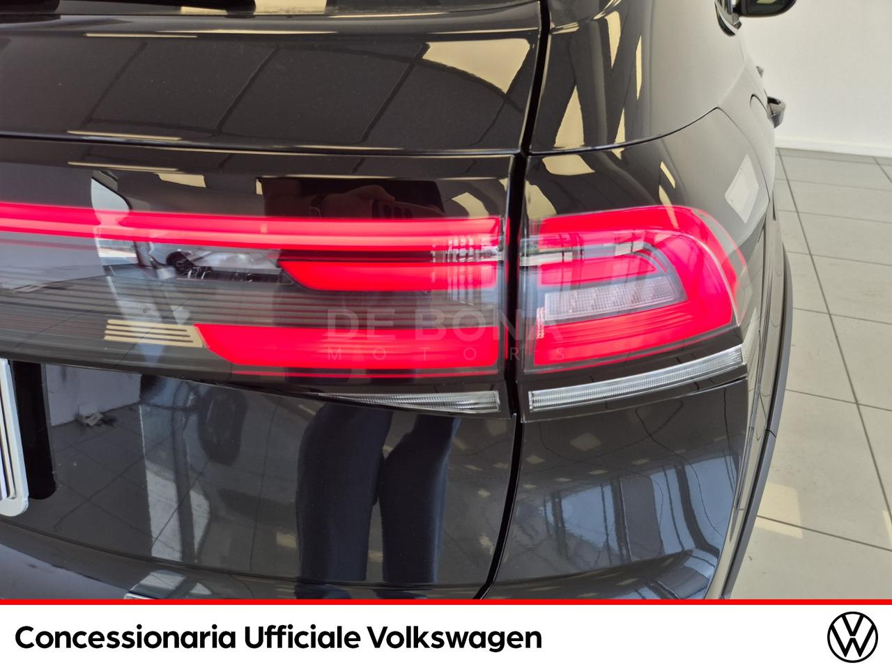 Volkswagen Taigo 1.0 tsi r-line 110cv