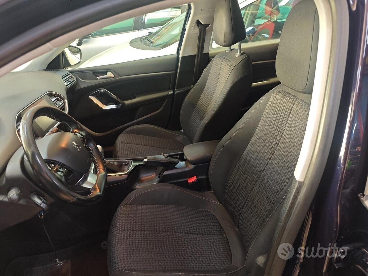 Peugeot 308 BlueHDi 130 S&S Business