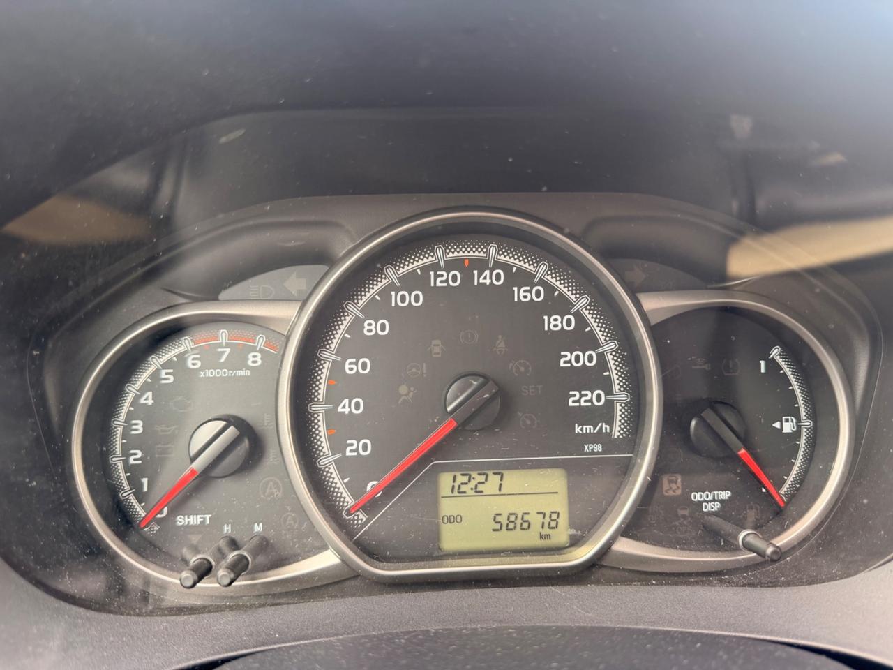 Toyota Yaris 1.0 5 porte Lounge
