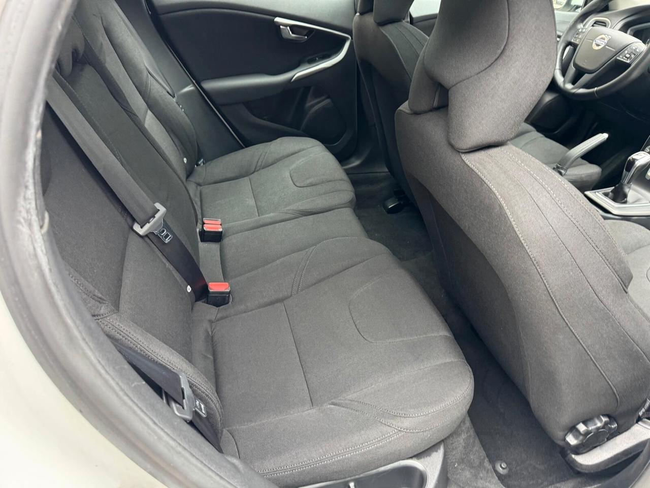 Volvo V40 D2 Business*EURO6