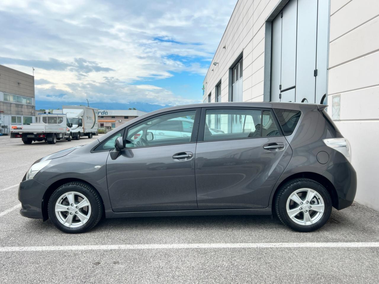 Toyota Verso 2.0 D Sol