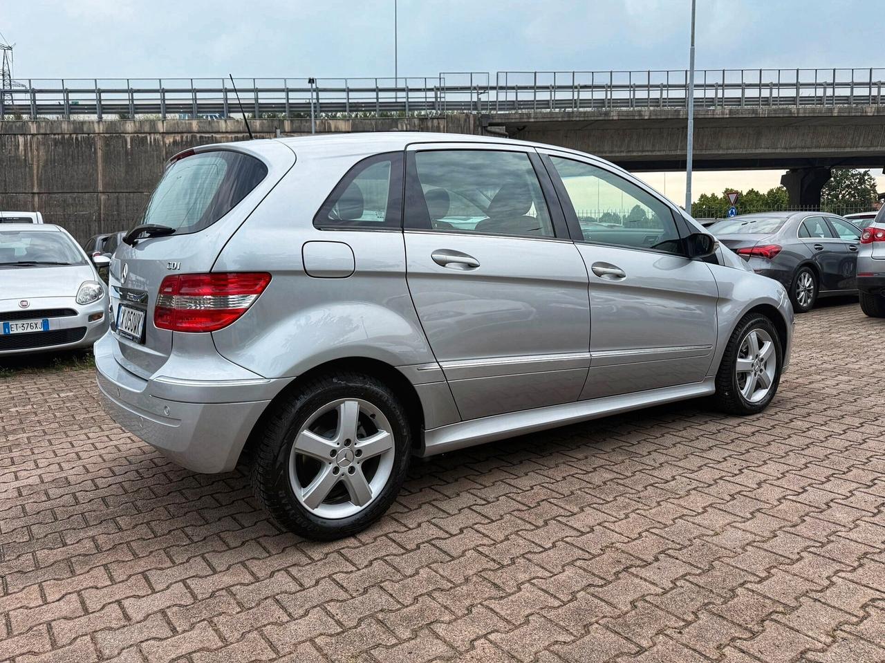 Mercedes-benz B 200 CDI AUTOMATICA OK NEOPATENTATI