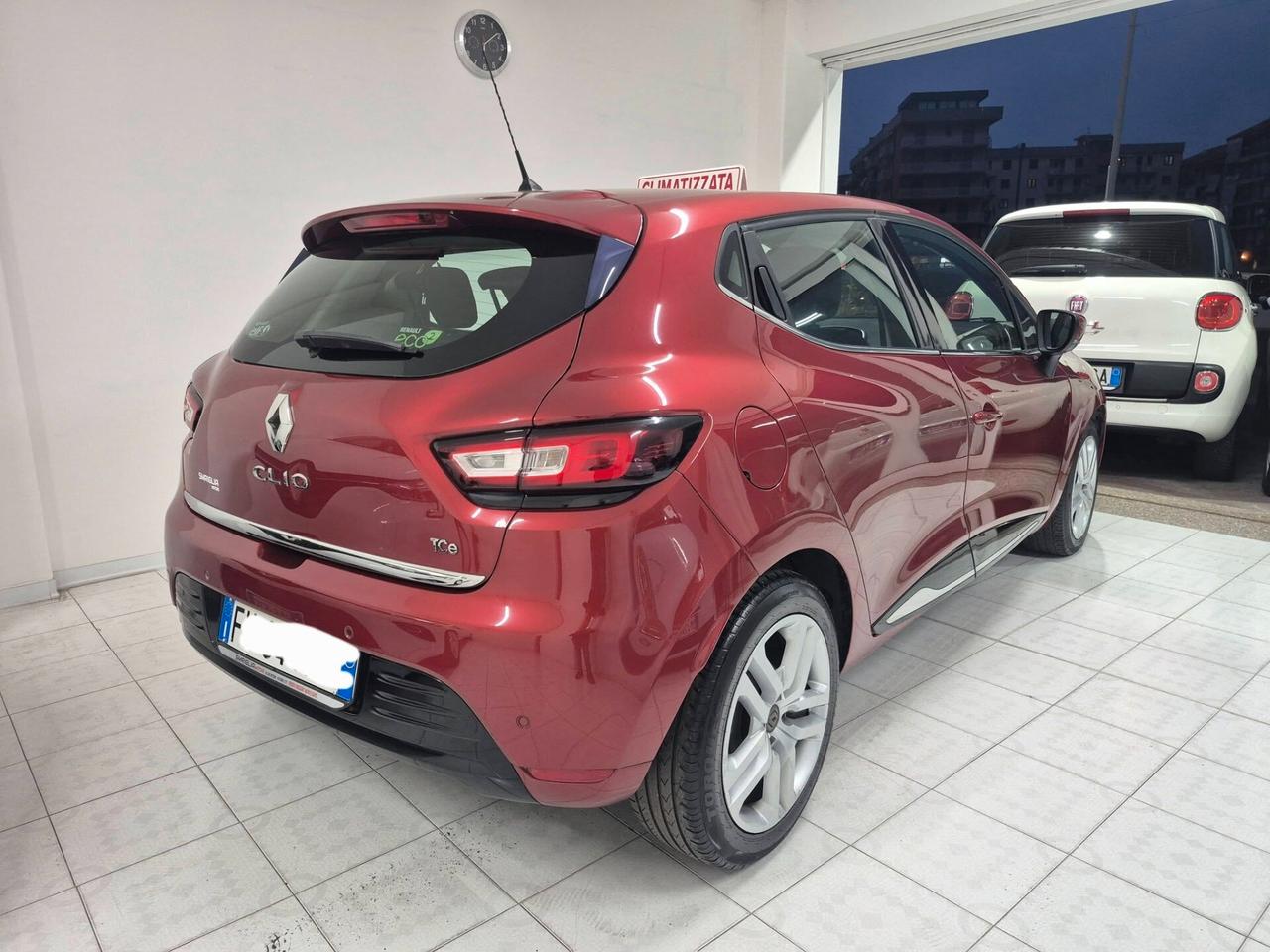 Renault Clio TCe 12V 90CV Start&Stop 5 porte Energy Excite