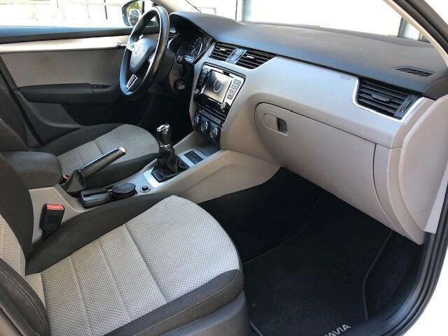 Skoda Octavia W 1.6 TDI 110cv Executive Plus - N1