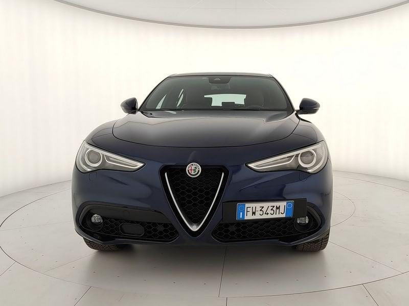 Alfa Romeo Stelvio 2.2 Turbodiesel 210 CV AT8 Q4 Executive