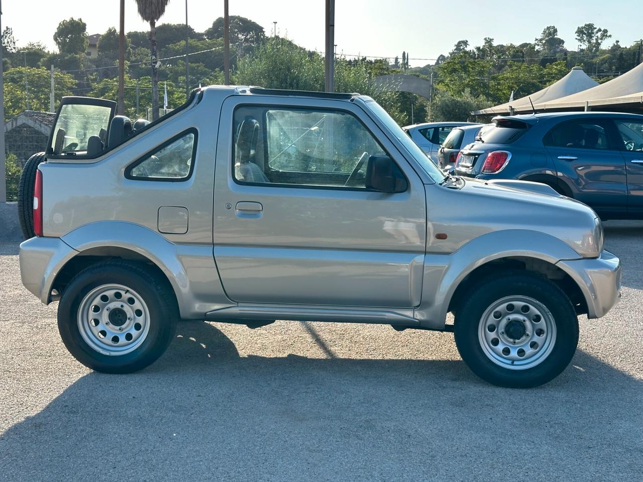 Suzuki Jimny 1.5 DDiS 4WD Cabrio – con Hard Top